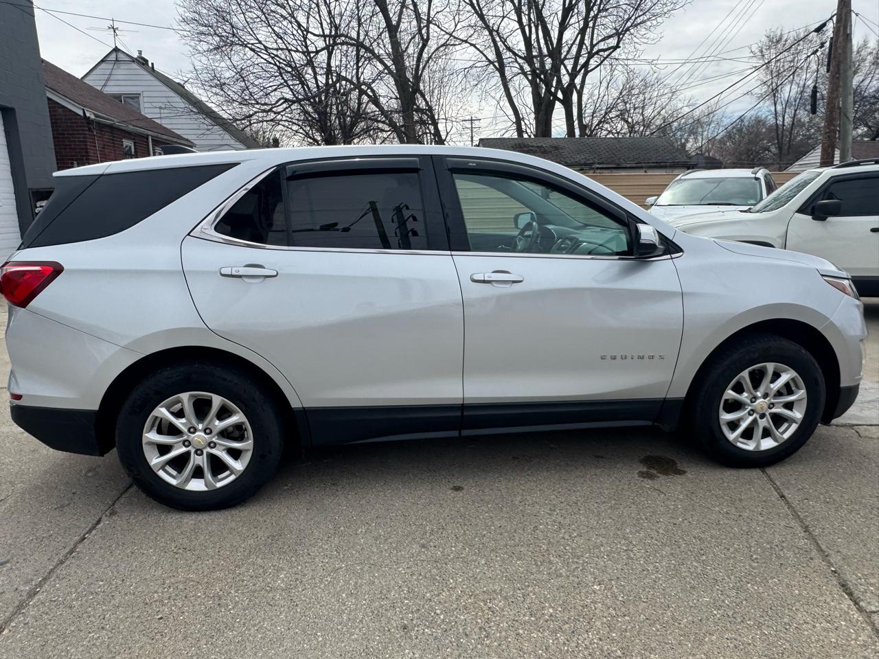 2019 Chevrolet Equinox 2FL - Photo 6