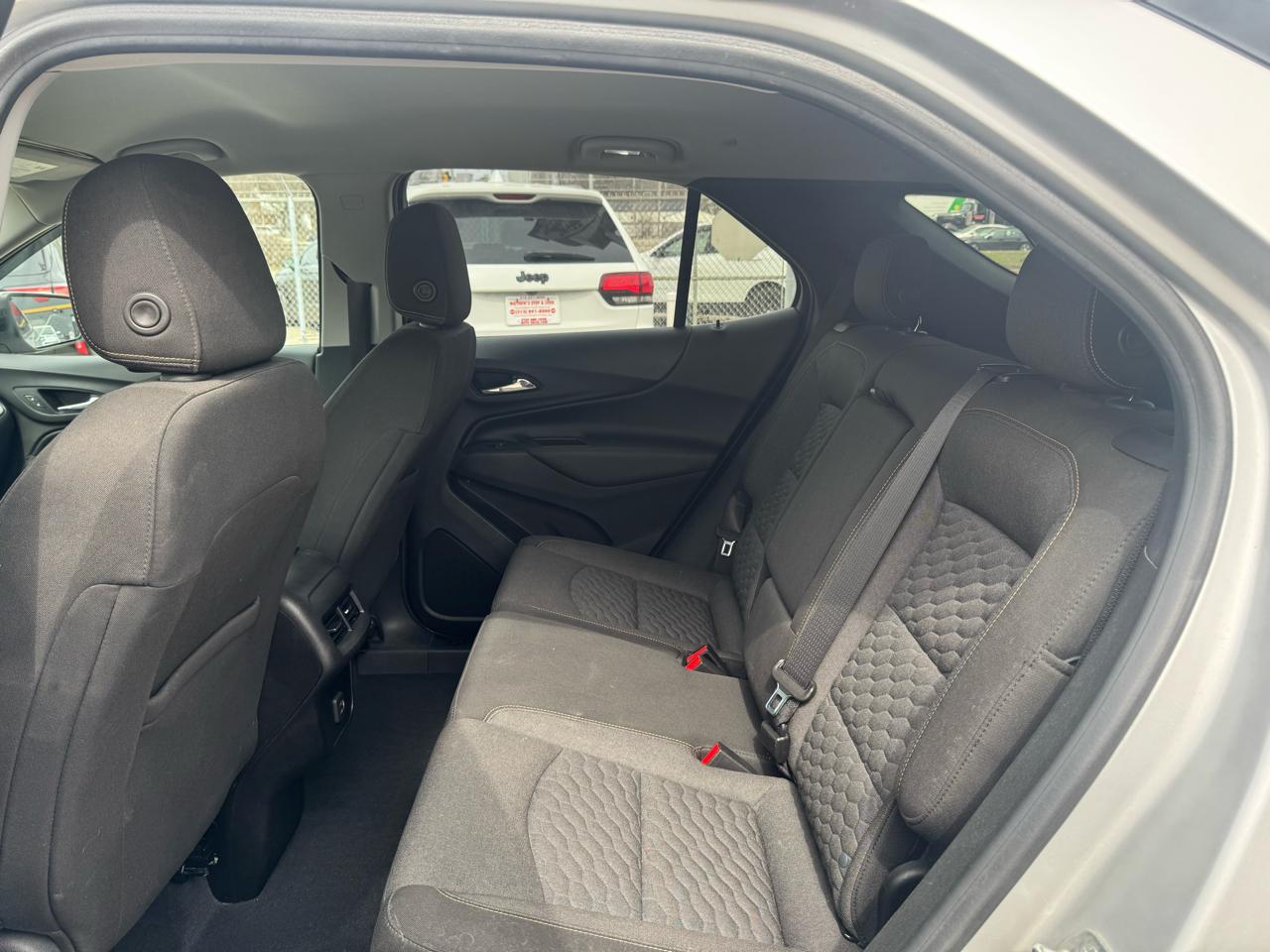 2019 Chevrolet Equinox 2FL - Photo 10