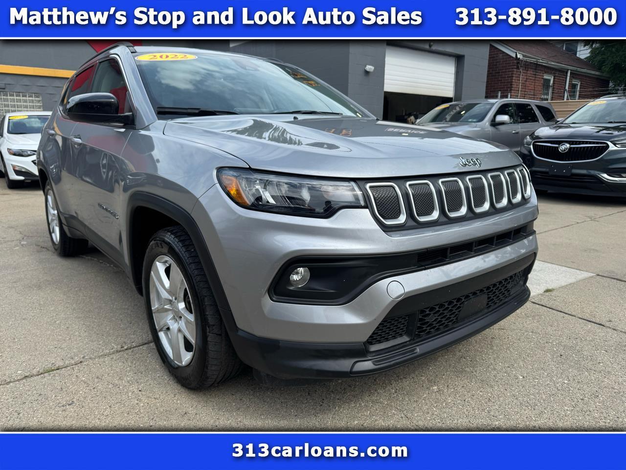Silver 2022 Jeep Compass SUV / Crossover Front-Wheel Drive Automatic